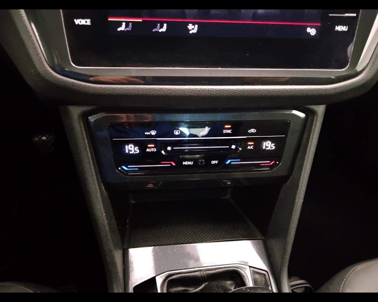 VOLKSWAGEN Tiguan II 2021 - Tiguan 2.0 tdi Life 122cv