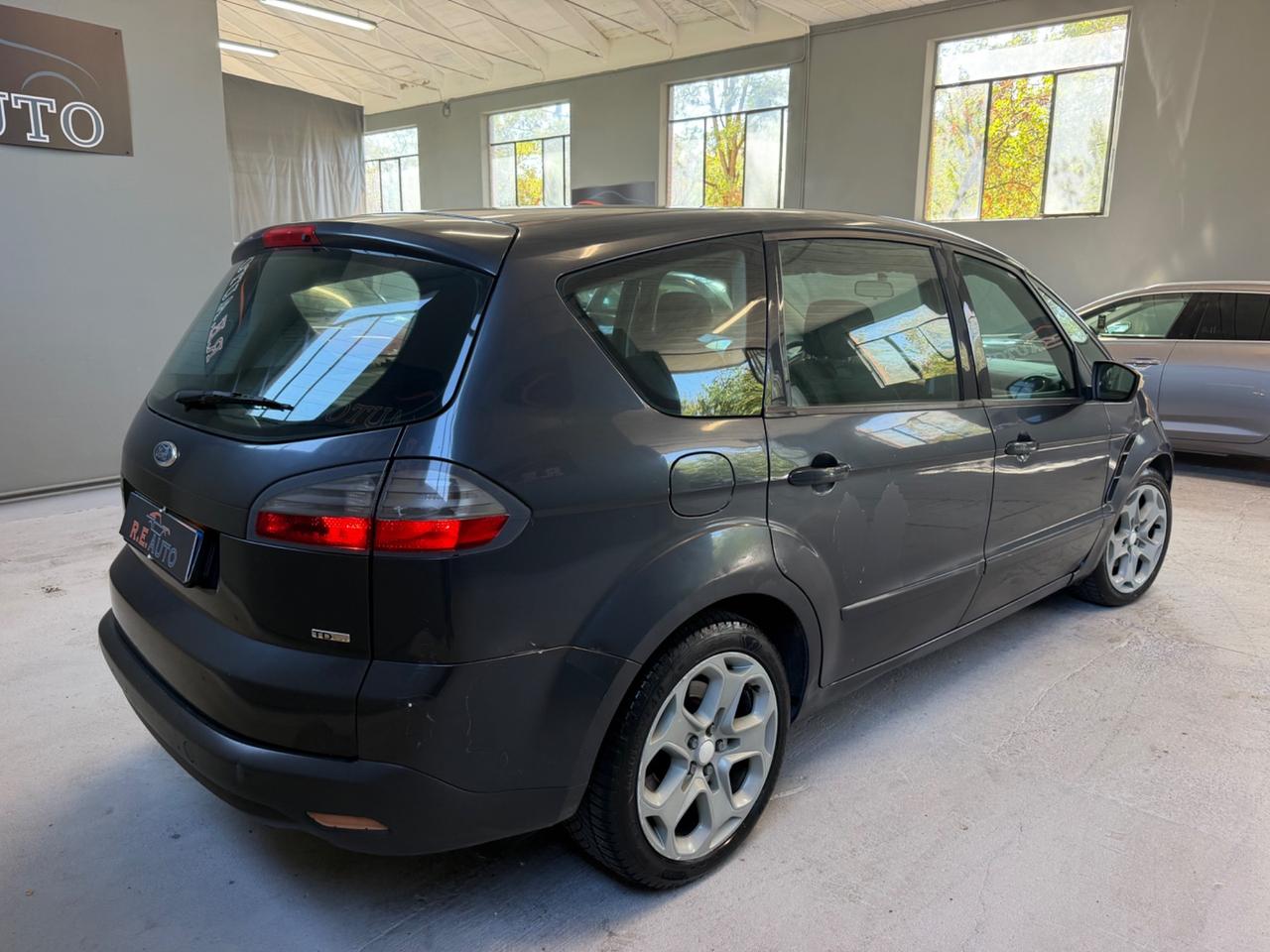 Ford S-Max 2.0 TDCi 140CV Titanium