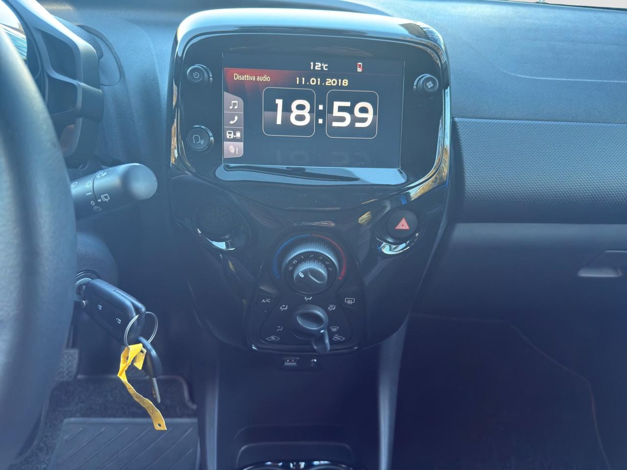 Citroen C1 VTi 72 S&S 5 porte Shine