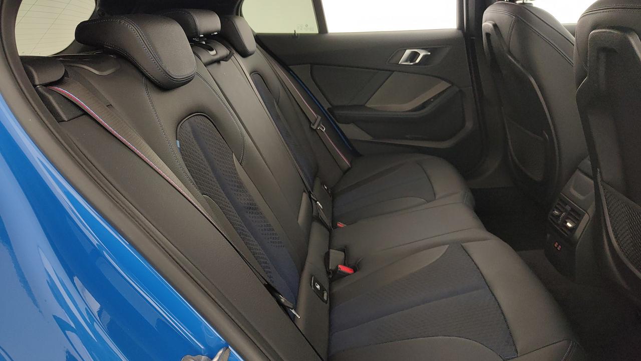 BMW Serie 1 F40 - 118d Msport auto