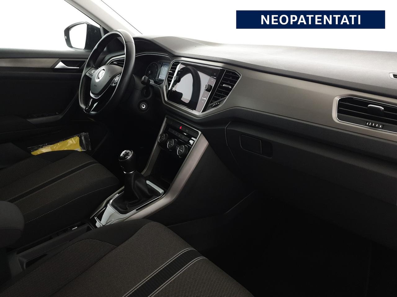 Volkswagen T-Roc 1.0 tsi business 110cv