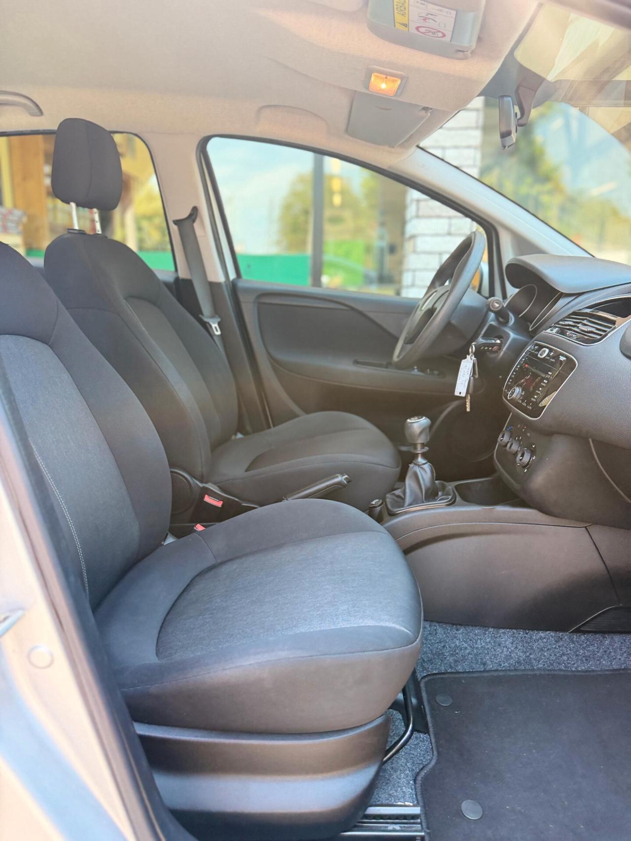 Fiat Punto 1.2 benzina 8V 5 porte neopatentati