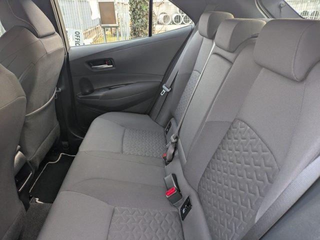 TOYOTA Corolla 1.8 Hybrid Black edition