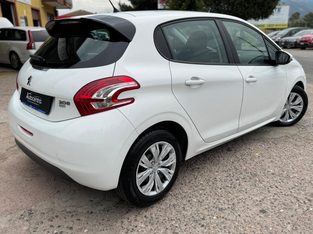 Peugeot 208 1.4 e-HDi 68 CV S&S robotizzato 5 porte Active