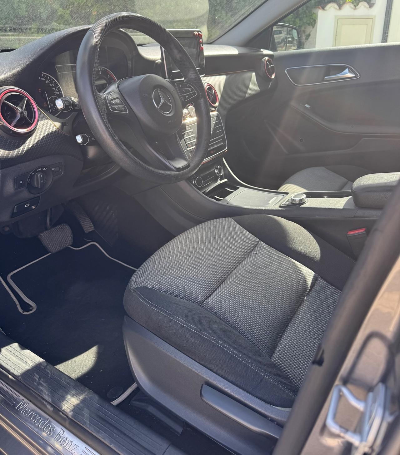 Mercedes-benz GLA 180 CDI Executive