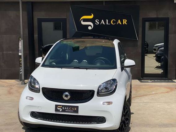 smart forTwo 1.0 benzina 71 cv twinamic Passion Tetto 2018