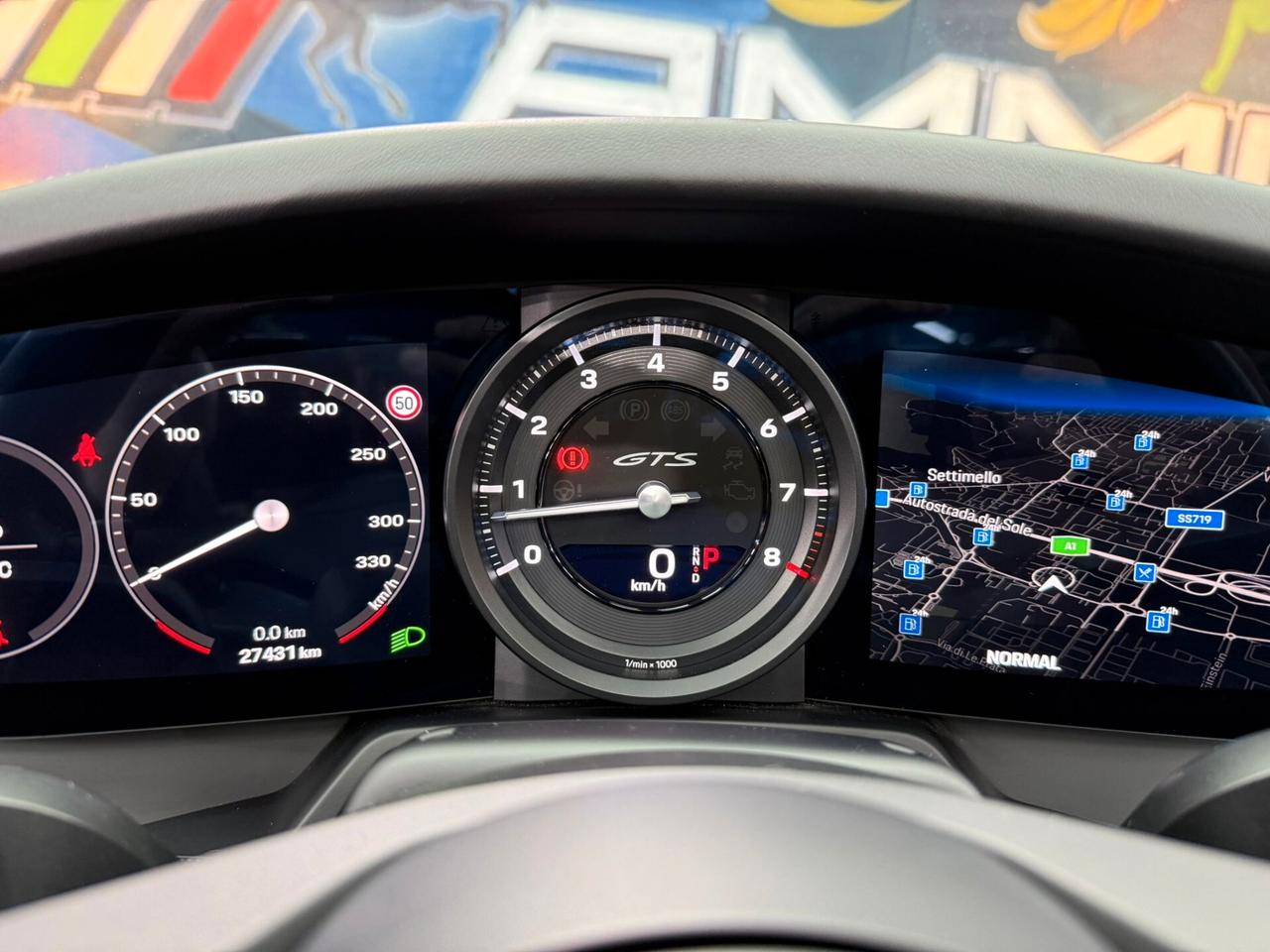 Porsche 911 Carrera 4 GTS Cabriolet (949)