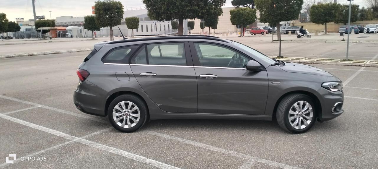Fiat Tipo 1.6 Mjt S&S DCT SW Lounge