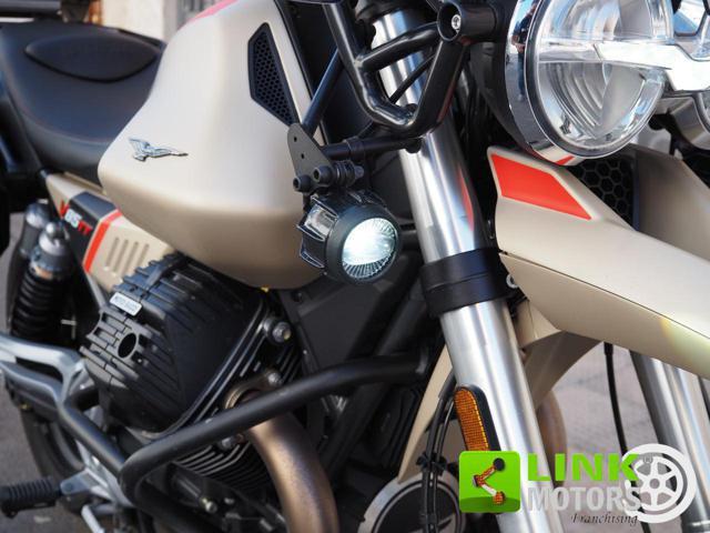 MOTO GUZZI V85 TT TRAVEL