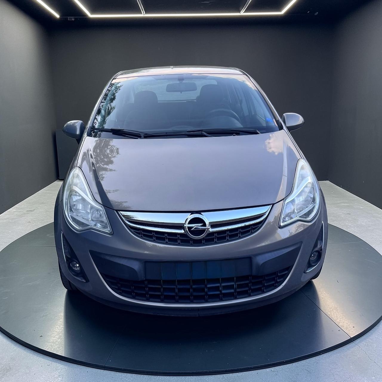 Opel Corsa 1.2 5 porte Sport