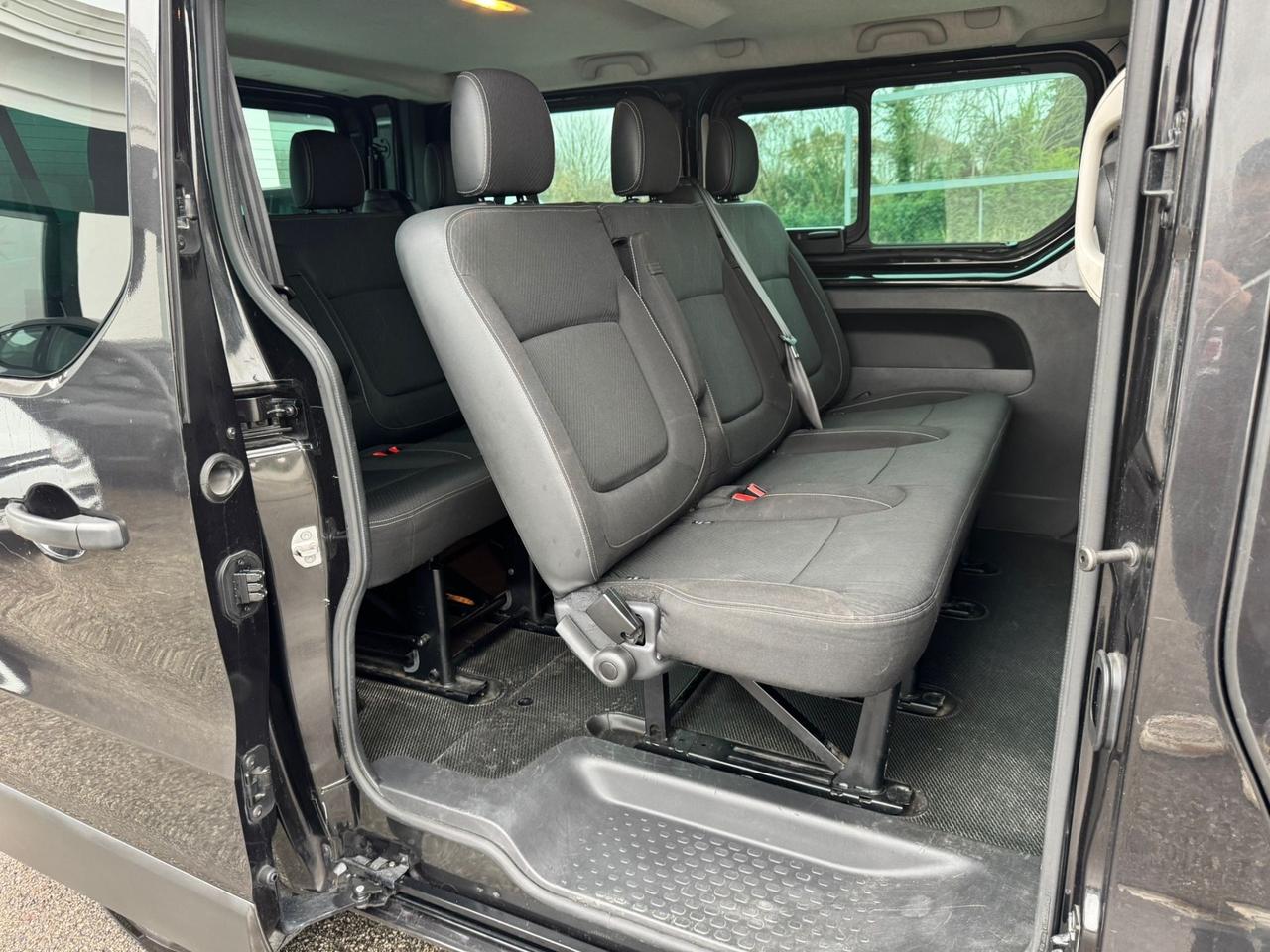 Renault Trafic T27 2.0 dCi 145CV PC-TN Intens Energy