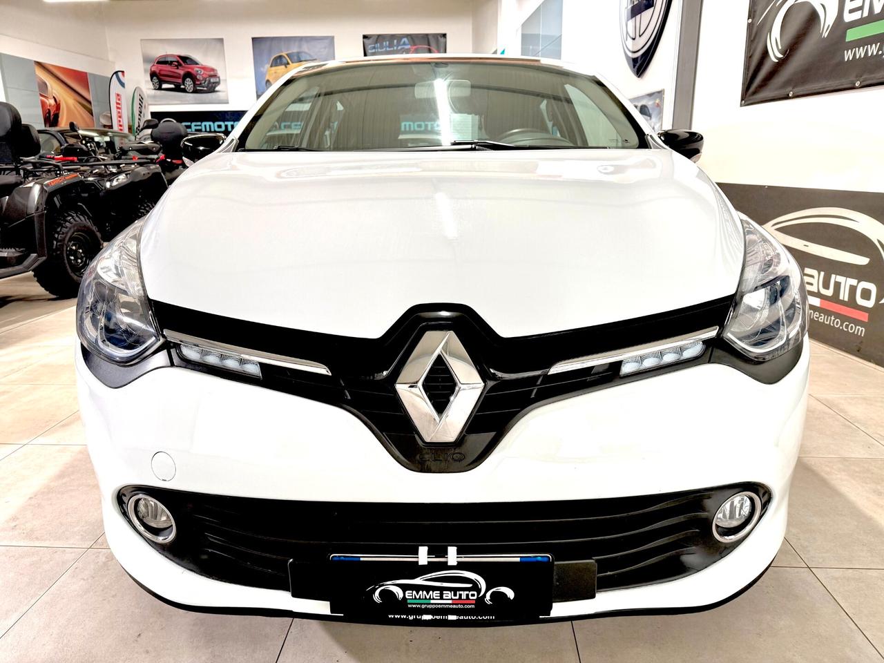 Renault Clio 1.2 75CV 5 porte Costume National