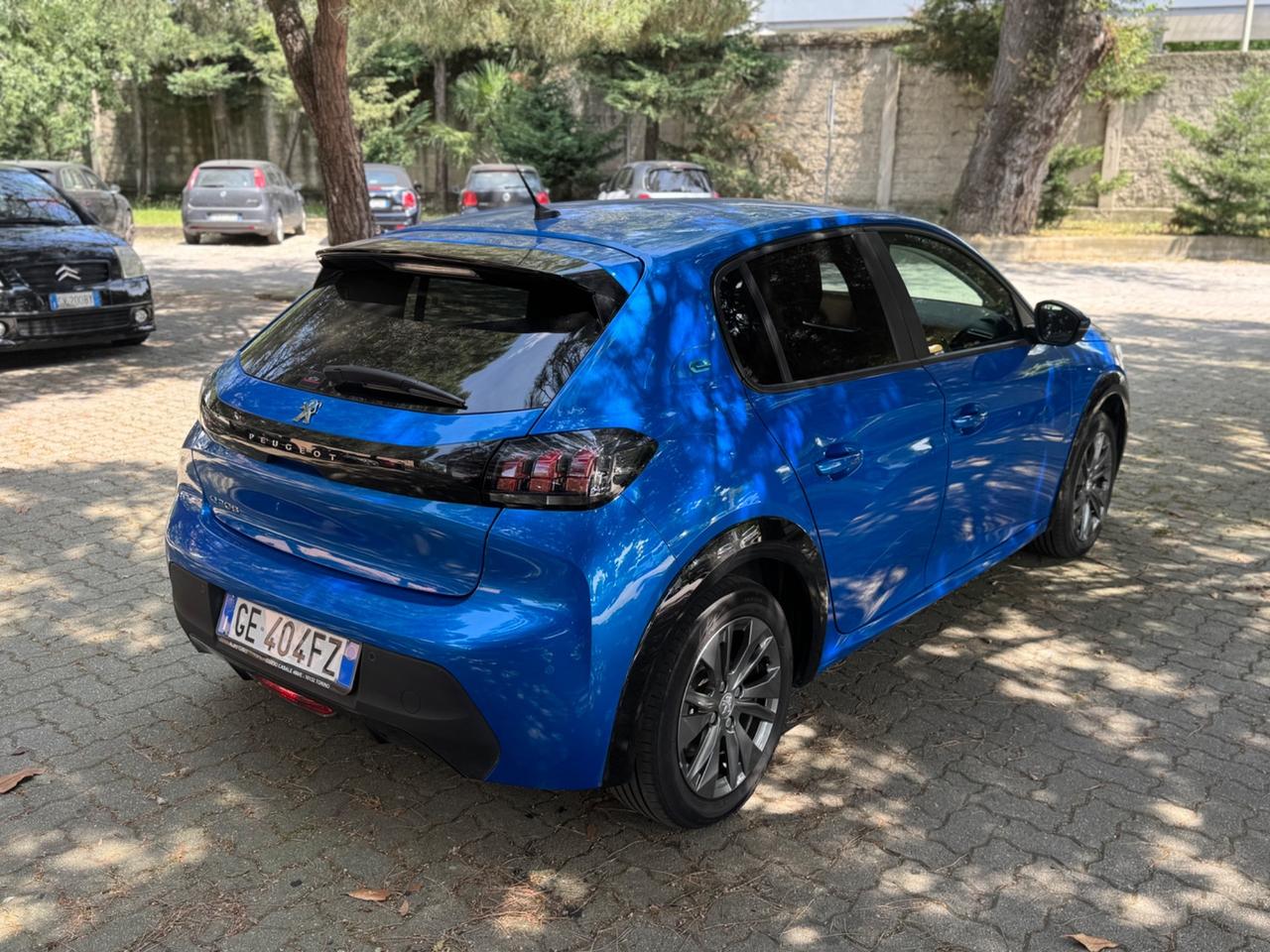 Peugeot 208 motore elettrico 136 CV 5 porte Active Pack