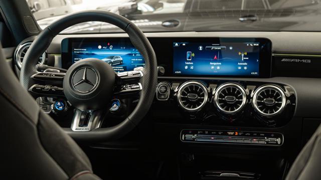 MERCEDES-BENZ A 35 AMG 4Matic Premium UNIPRO IVA ESPOSTA