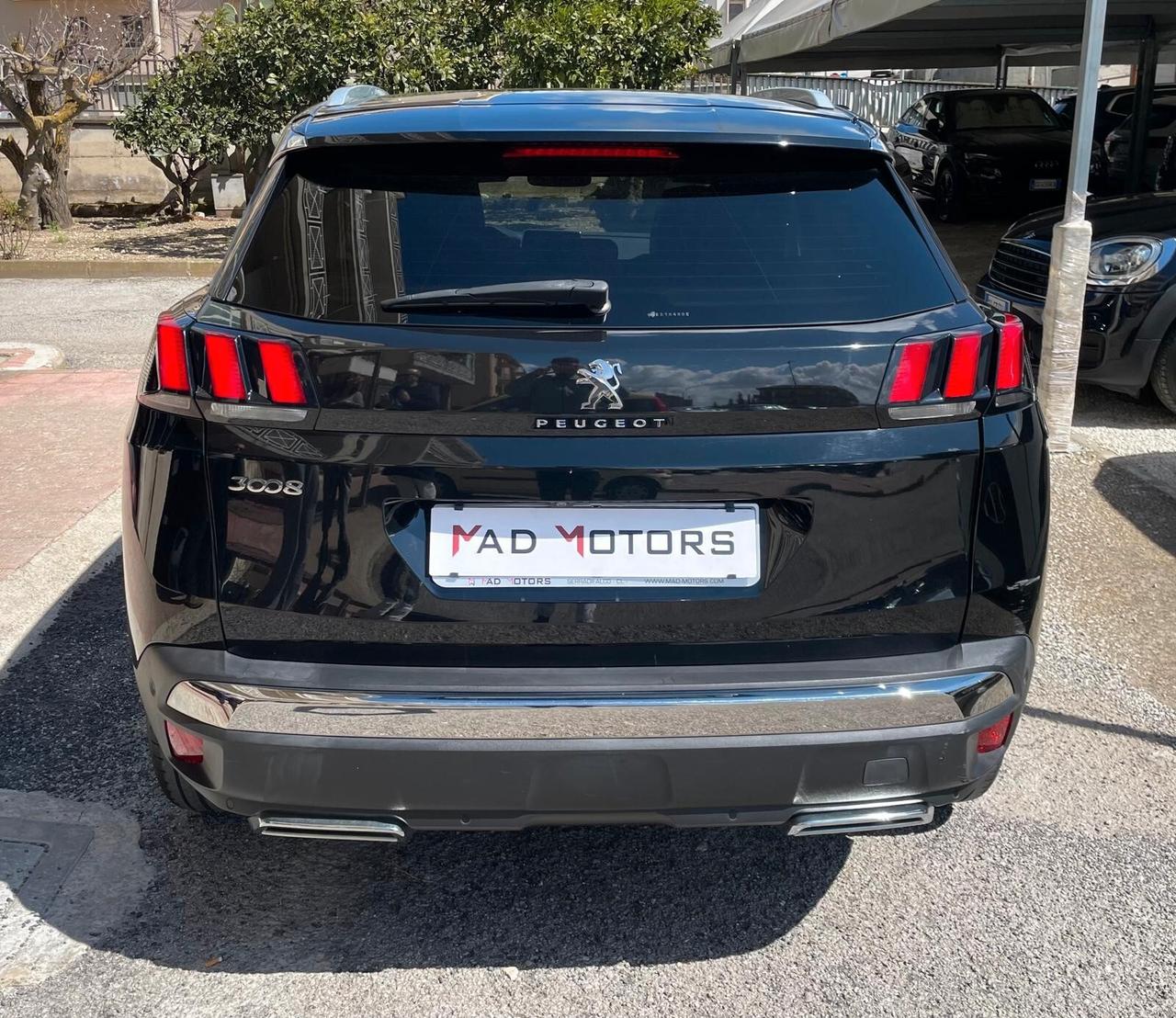 Peugeot 3008 BlueHDi 130 EAT8 ALLURE