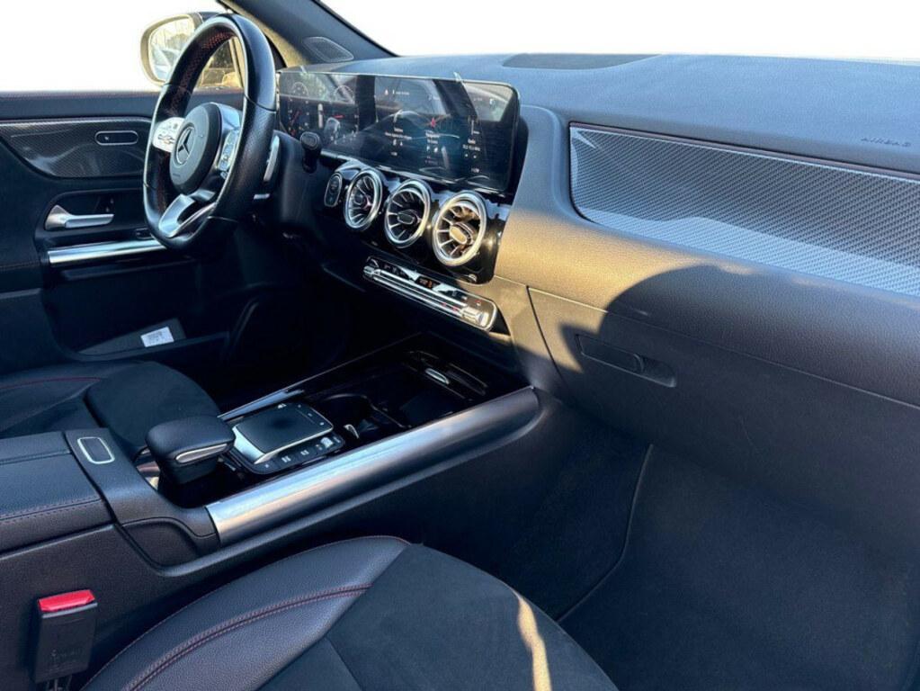 Mercedes GLA 200 200 D Premium 8G-DCT