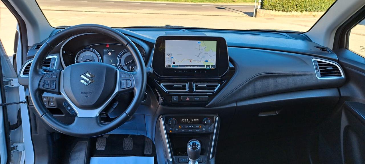 Suzuki S-Cross 1.4 Hybrid Top