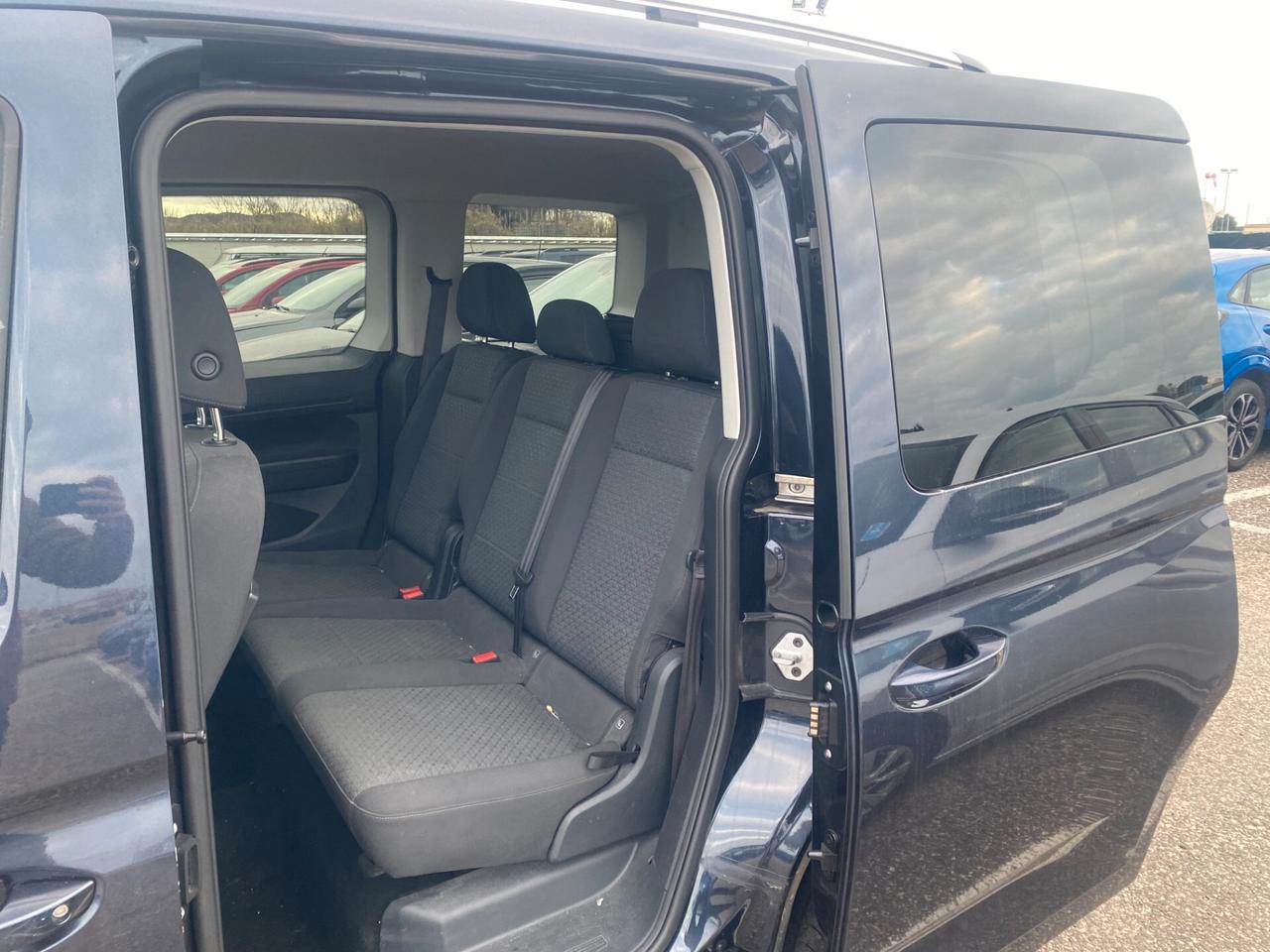 FORD TOURNEO Connect 2.0 EcoBlue 122 CV Titanium