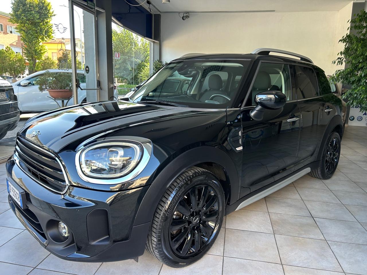 Mini Countryman COOPER D ( 80.000 KM )Pari al Nuovo!