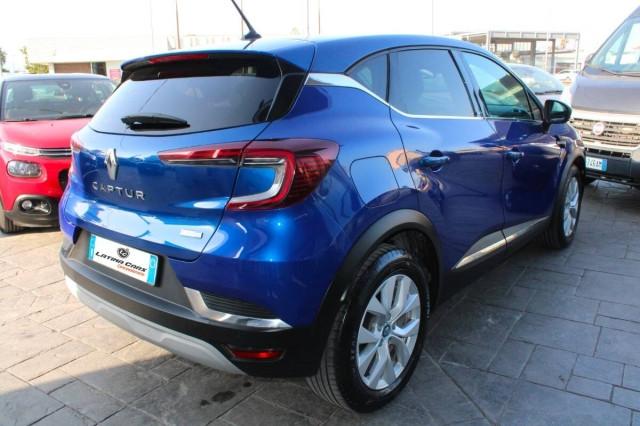 Renault Captur 1.6 E-Tech Intens 160cv AUTO CON NAVI E CARPLAY