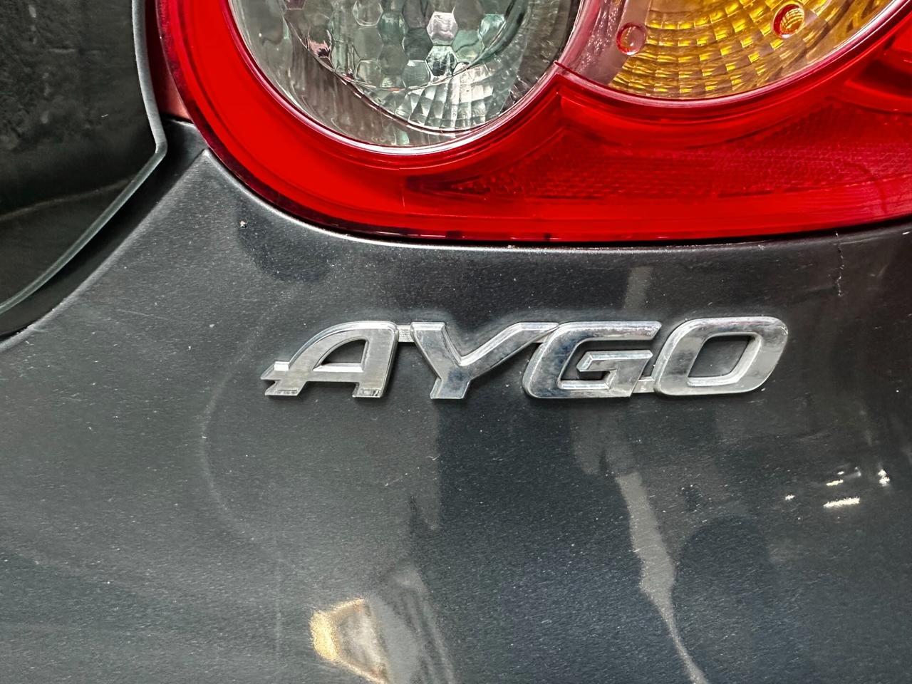 Toyota Aygo 1.0 12V VVT-i 5 porte Sound