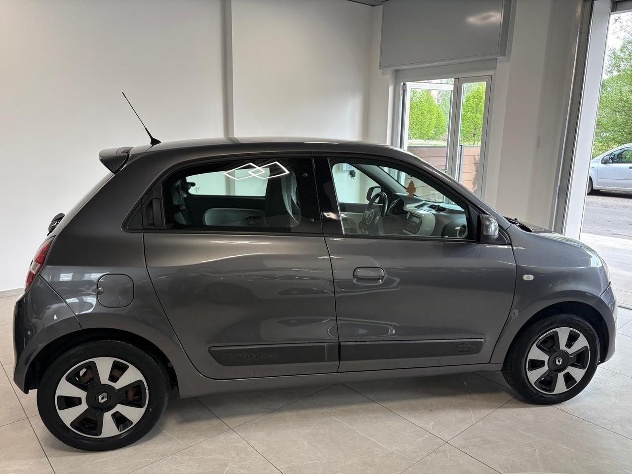 Renault Twingo SCe EDC Lovely