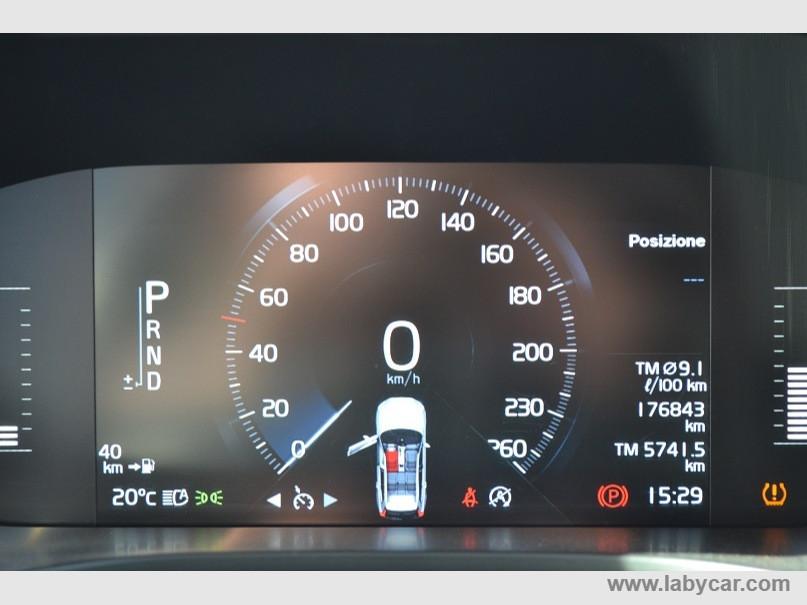 VOLVO XC60 D4 AWD Geartronic Business