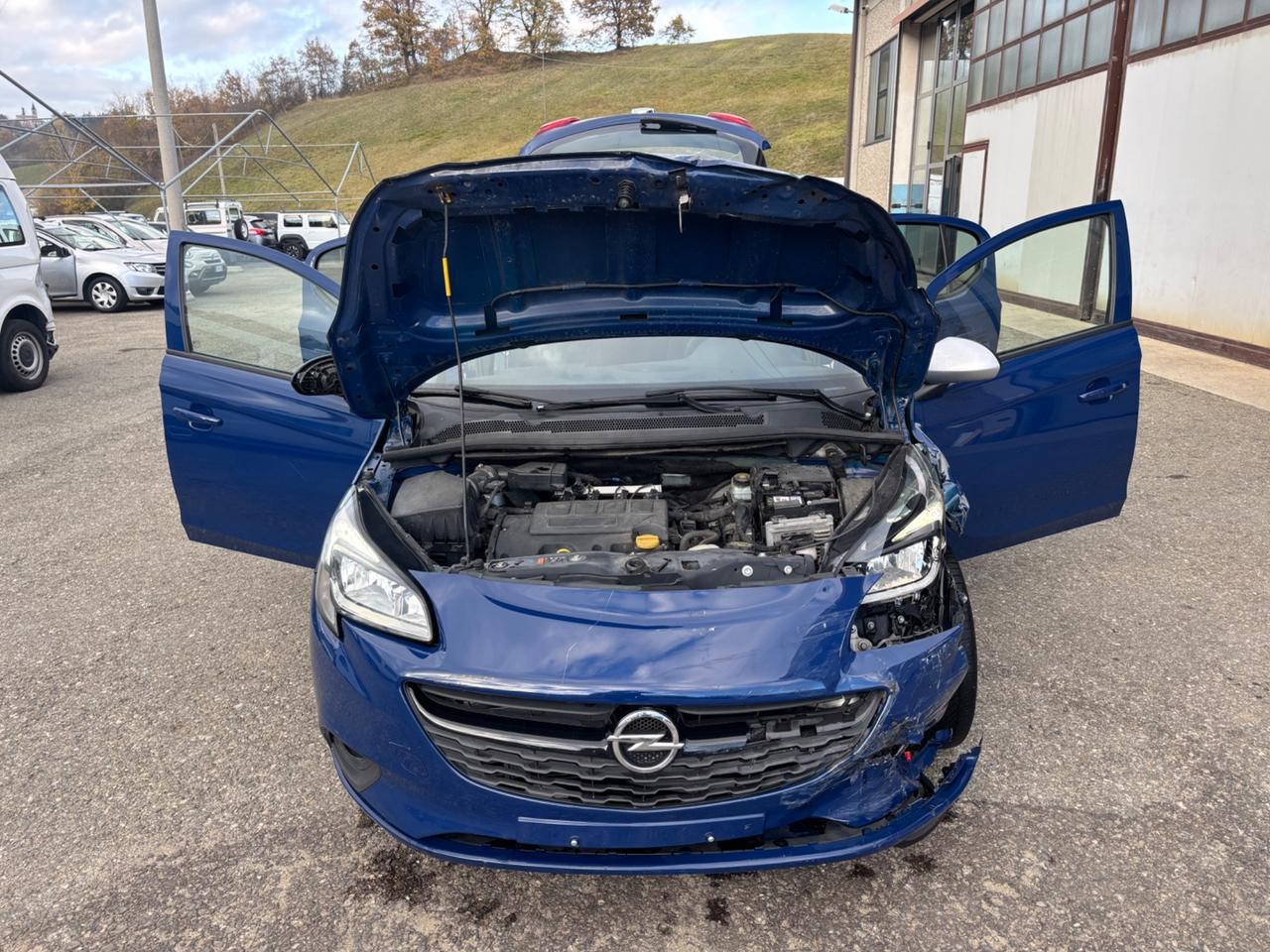 Opel Corsa 1.4 90CV GPL INCIDENTATA