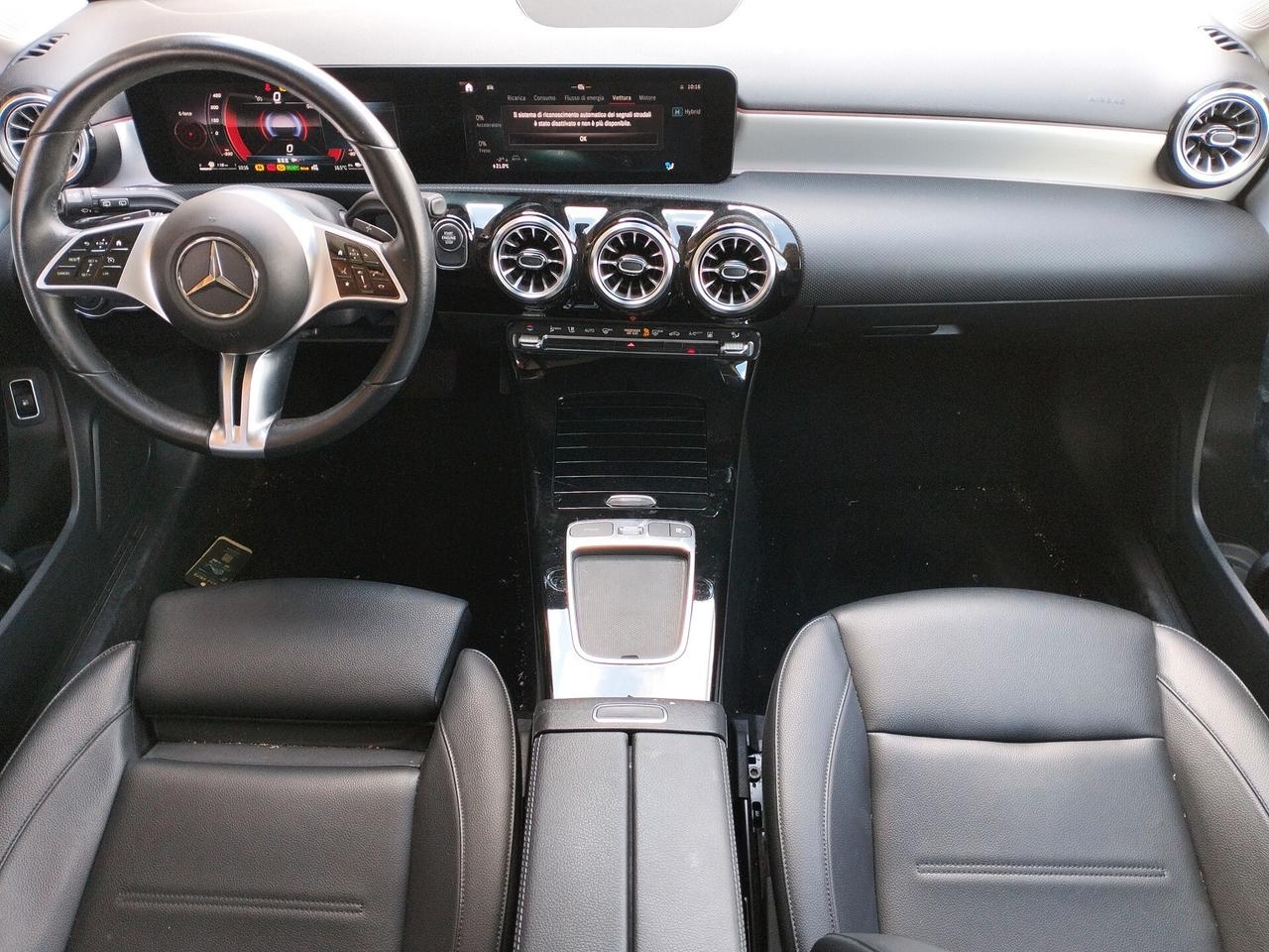 Mercedes-benz A 250 e hybrid EQ Executive - INCIDENTATA