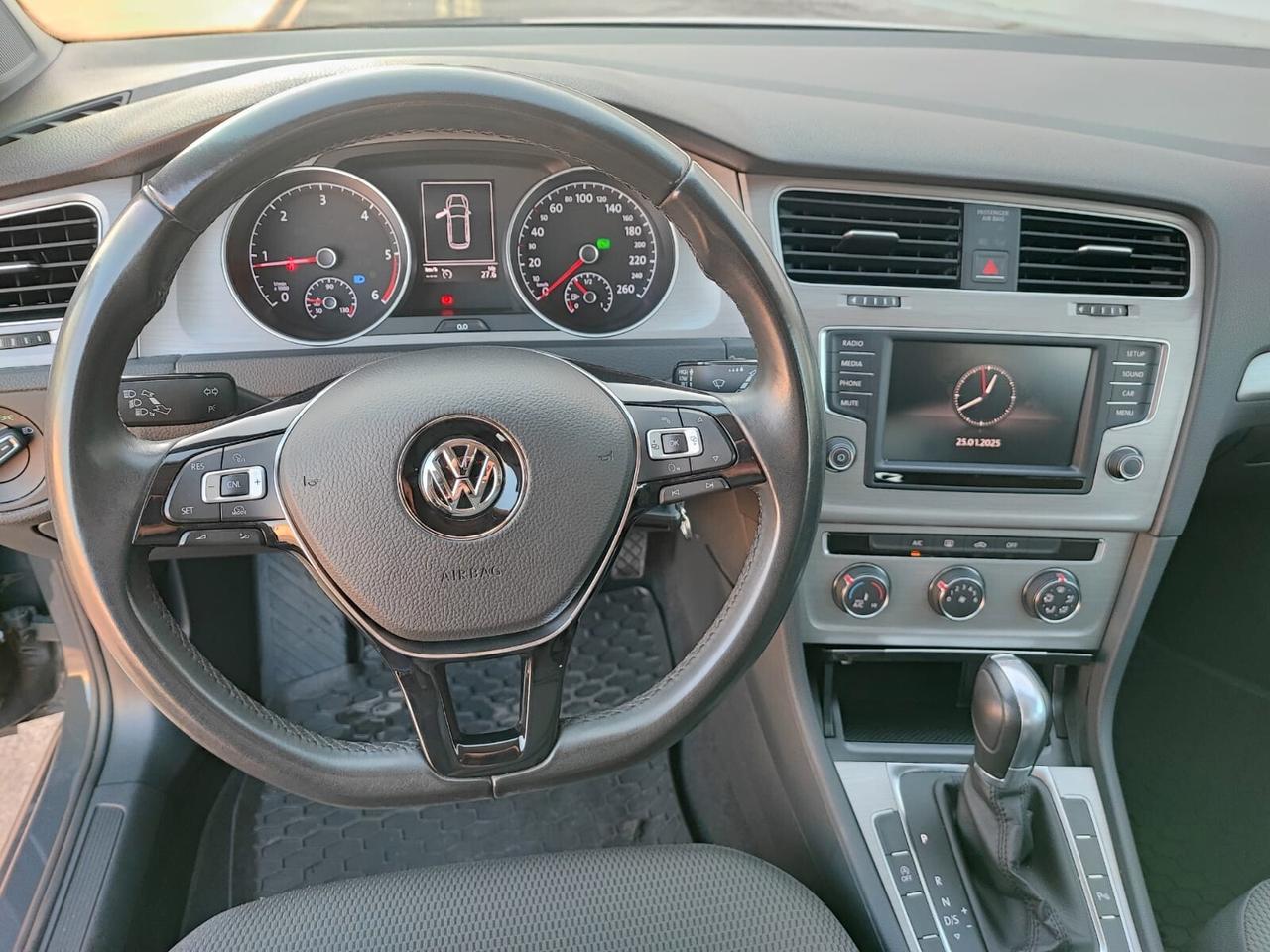 Volkswagen Golf Variant Golf Variant 1.6 TDI 110 CV DSG Comfortline BlueMotion Tech. NEOPATENTATI