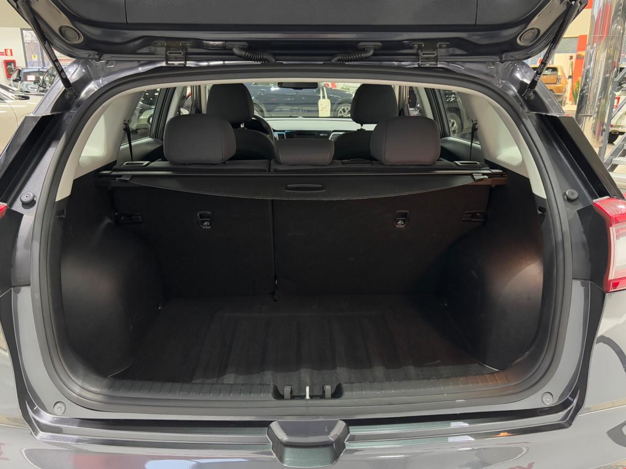 Kia Niro 1.6 GDi DCT HEV Urban