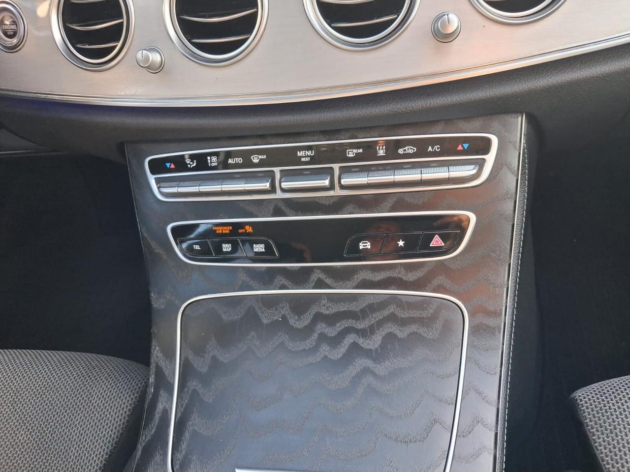 Mercedes-benz E 300 de AMG S.W. Auto EQ-Power Premium