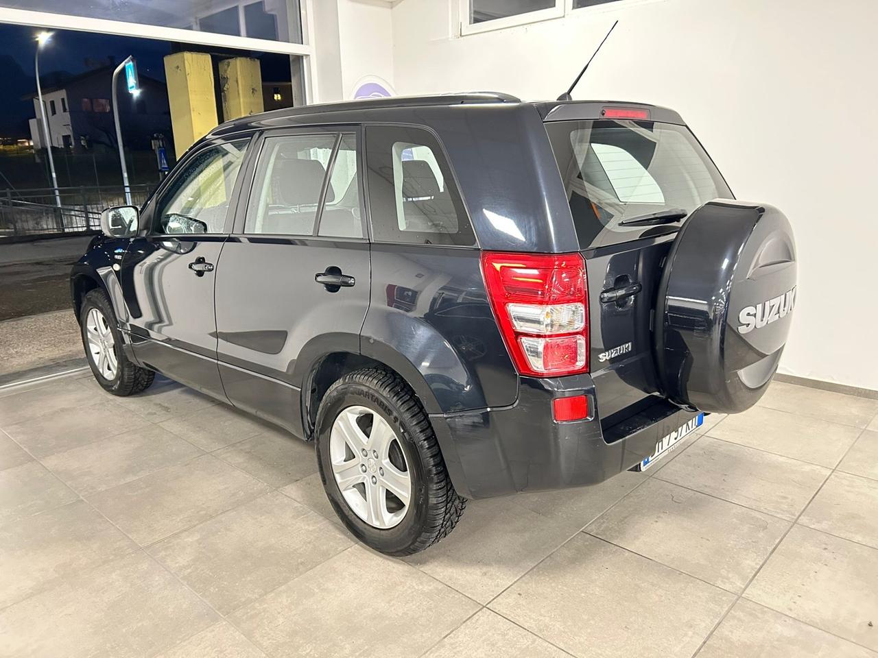 Suzuki Grand Vitara 1.9 DDiS 5 porte