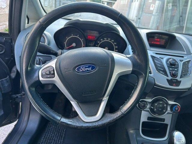 FORD Fiesta 1.4 5 porte BI-FUEL GPL "NEOPATENTATI"