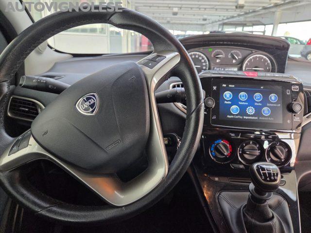 LANCIA Ypsilon 1.0 FireFly 5 porte S&S Hybrid Gold-5 POSTI