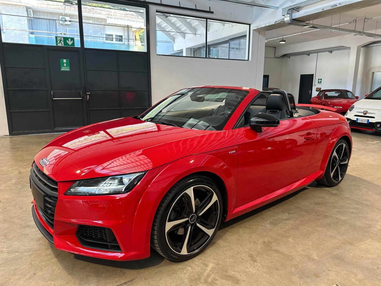 Audi TT Roadster 2.0 TFSI quattro S tronic line . UNI PROP.