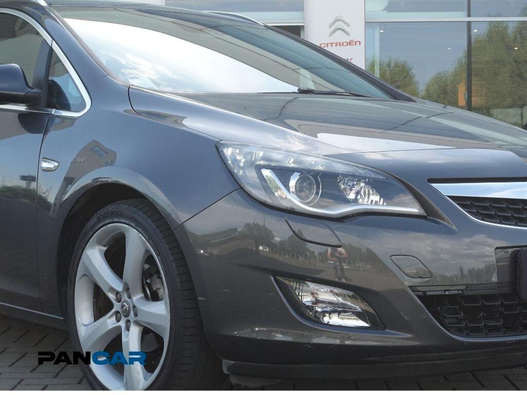 Opel Astra 1.4 Turbo 140CV Sports Tourer Cosmo