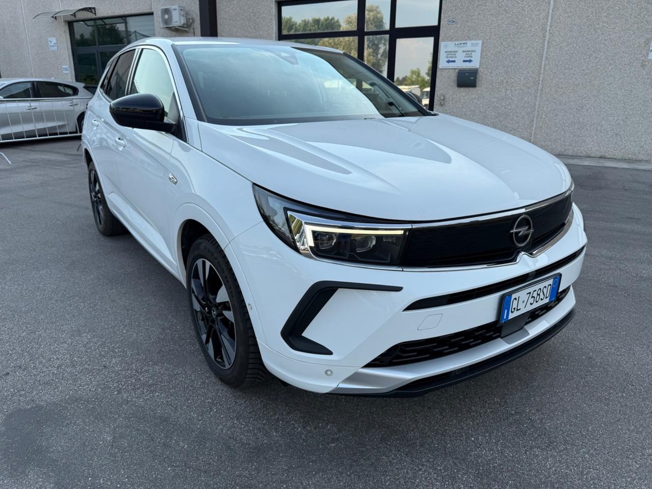 Opel Grandland 1.5 130 cv diesel Ecotec Automatico