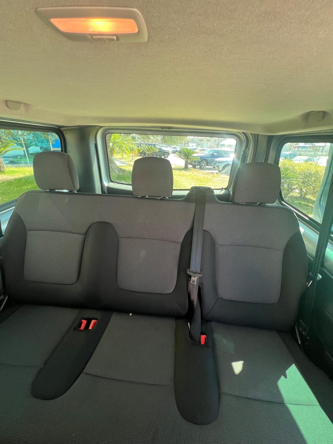 Renault Trafic BluedCi 150CV PL-TN Authentic - possibilità noleggio no scoring