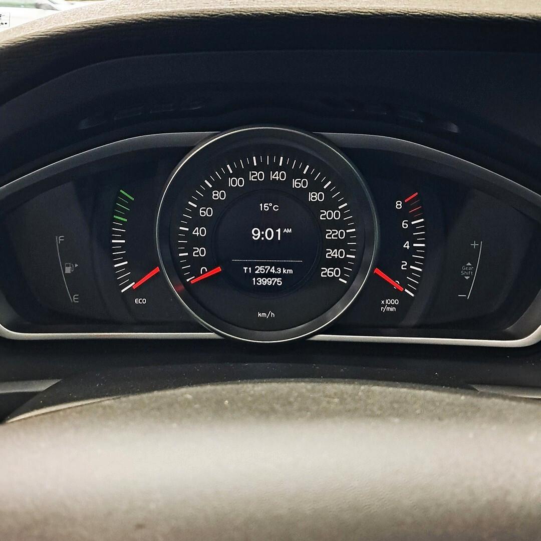 Volvo V40 T2 Business