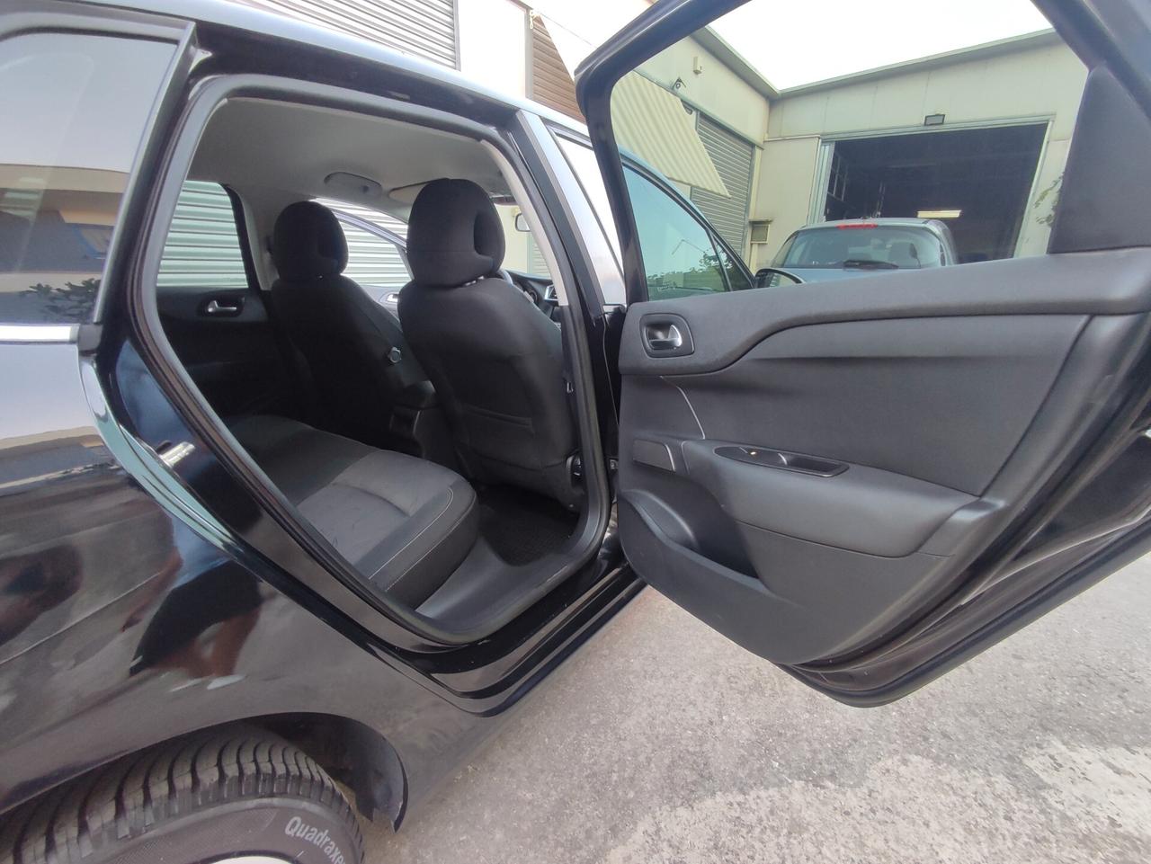 Citroen C4 1.6 e-HDi 115 Exclusive
