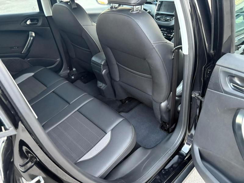 Peugeot 2008 1.6 bluehdi Gt Line 100cv OK NEOPATENTATI