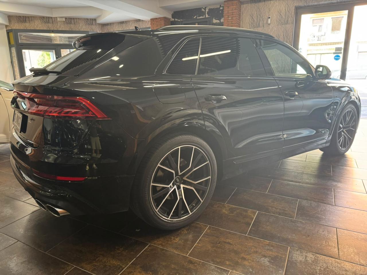 Audi Q8 SQ8 TFSI quattro tiptronic
