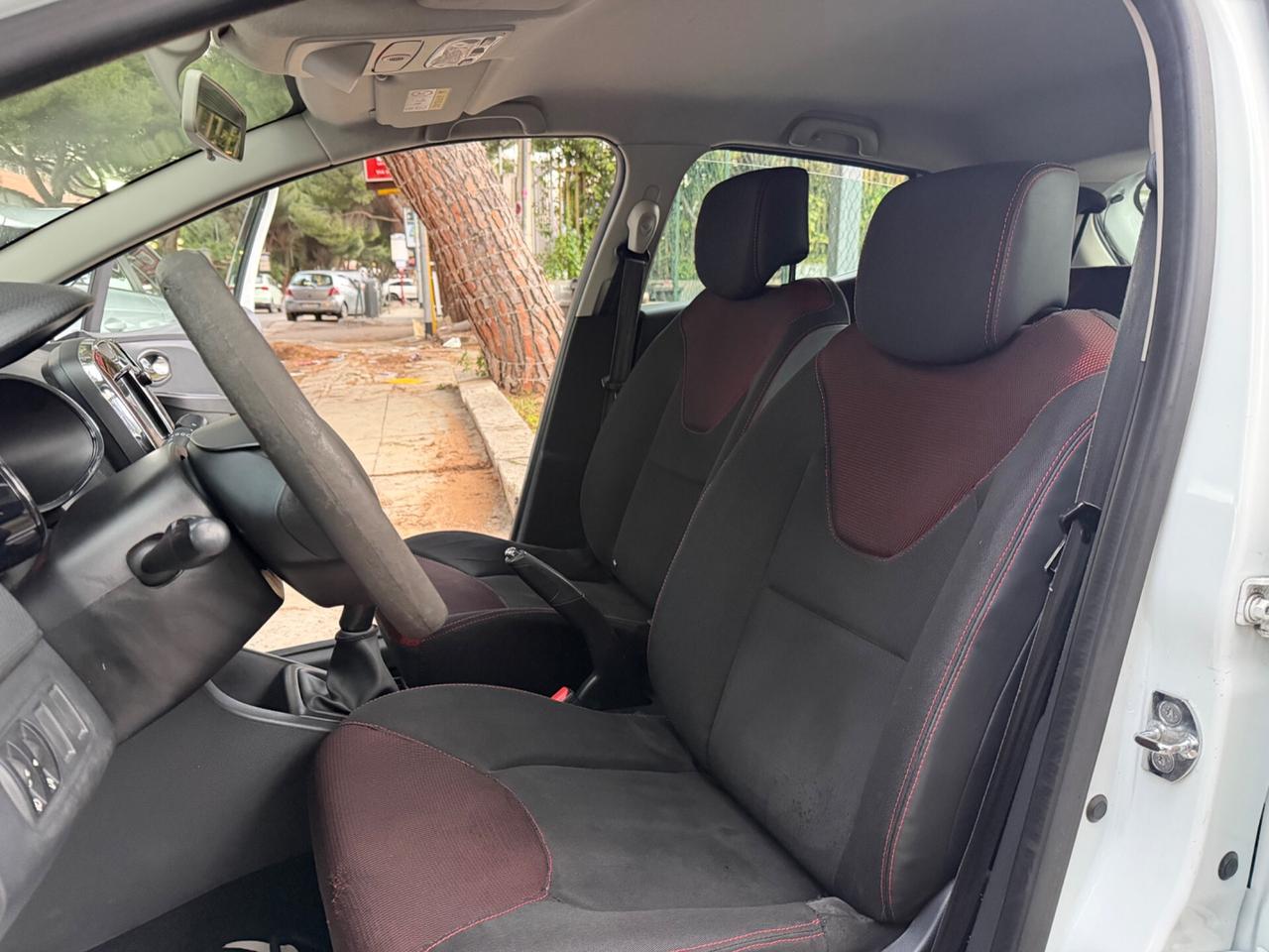 Renault Clio 1.2 75CV 5 porte Live