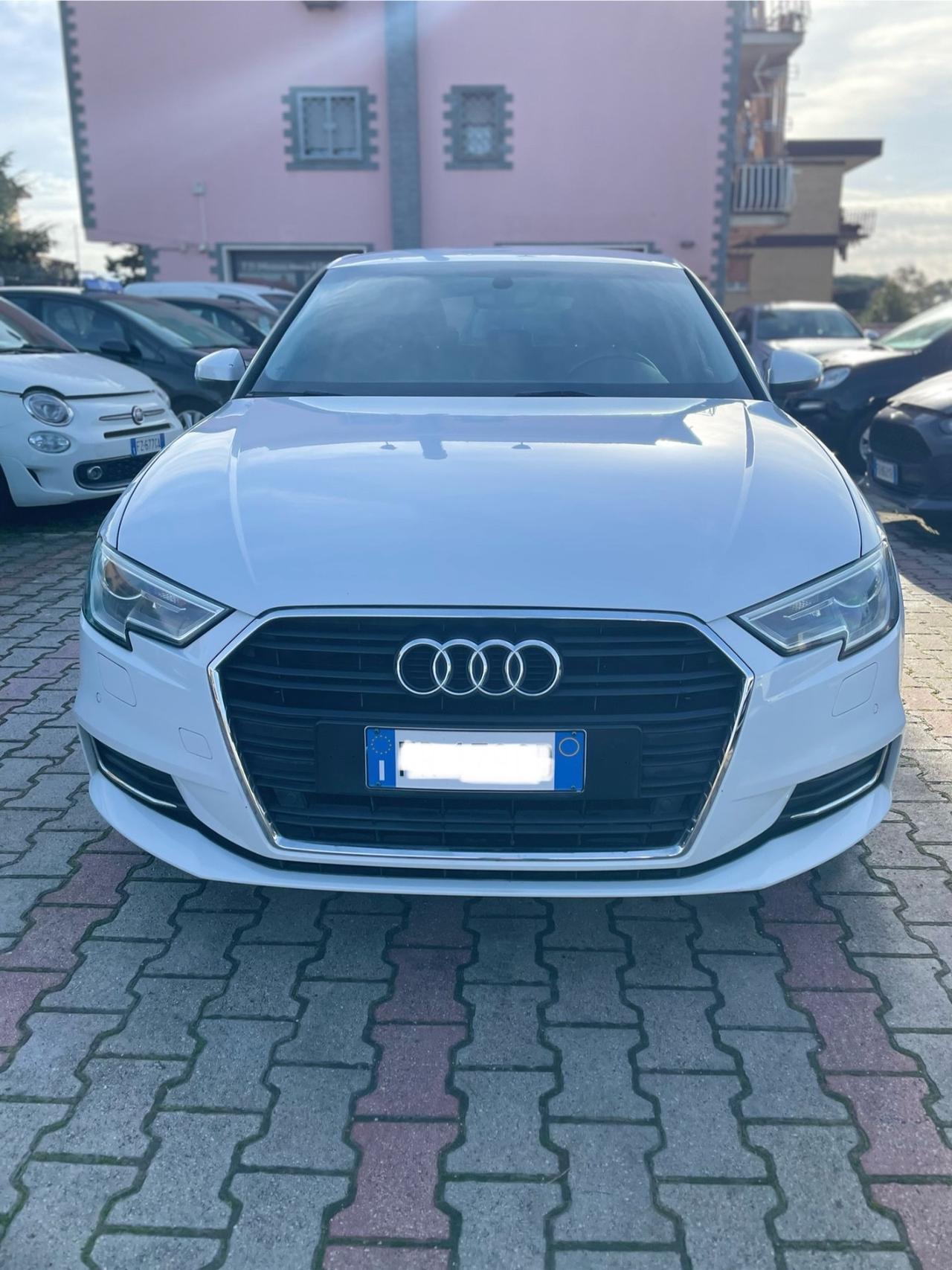 Audi A3 SPB 1.6 TDI S tronic Business