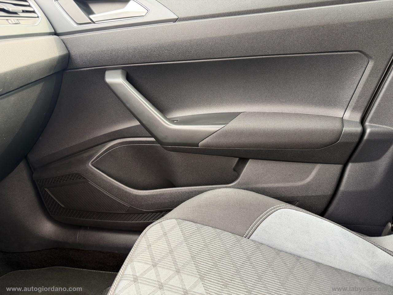 VOLKSWAGEN Taigo 1.0 TSI 110 CV R-Line