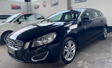 Volvo V60 D2 1.6 Powershift Summum