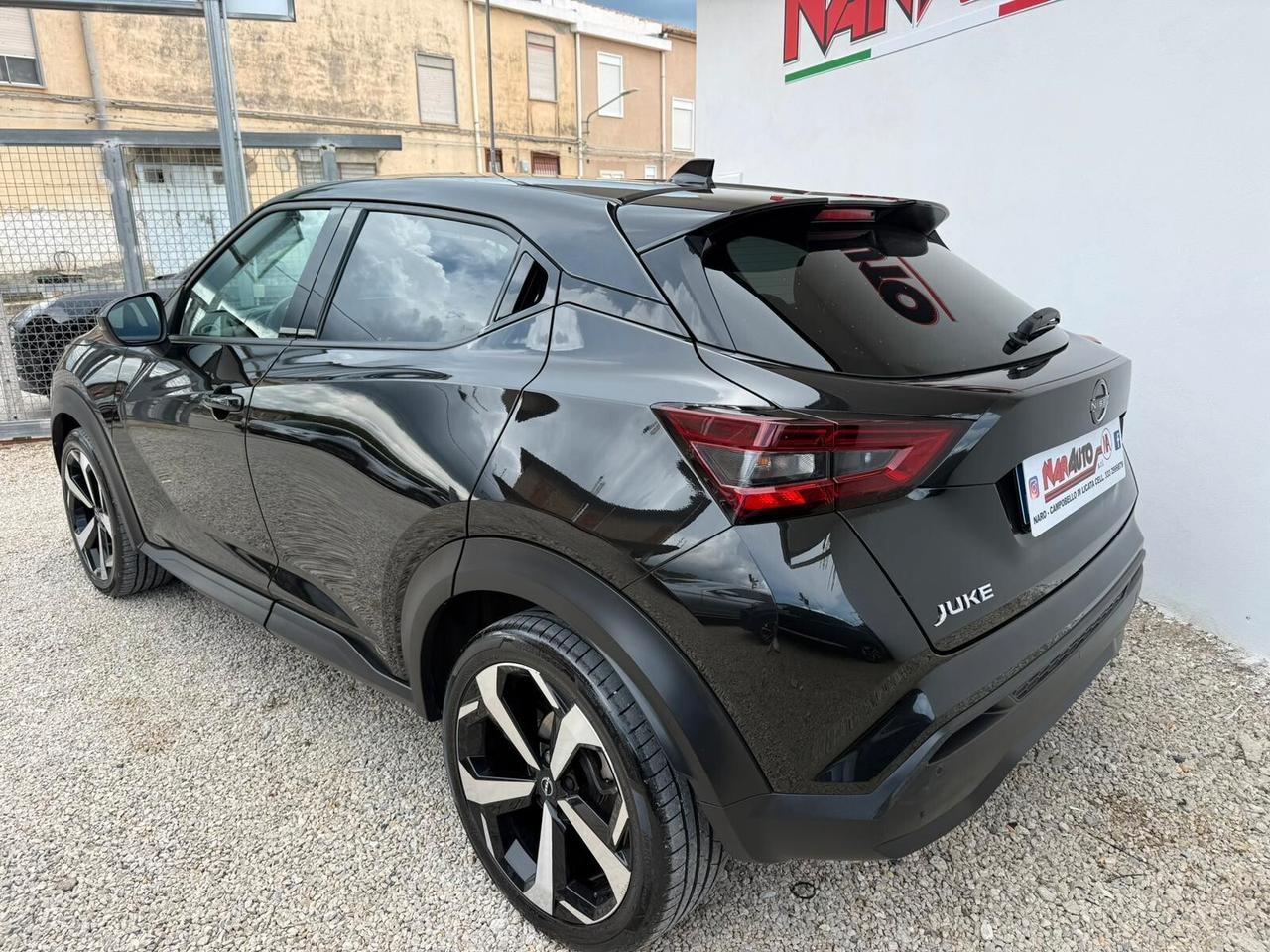 Nissan Juke 1.0 DIG-T 114 CV N-Connecta