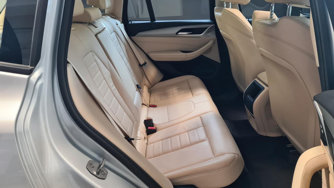 Bmw X3 sDrive 2.0D 150cv TETTO- PELLE- TG. UFF. BMW