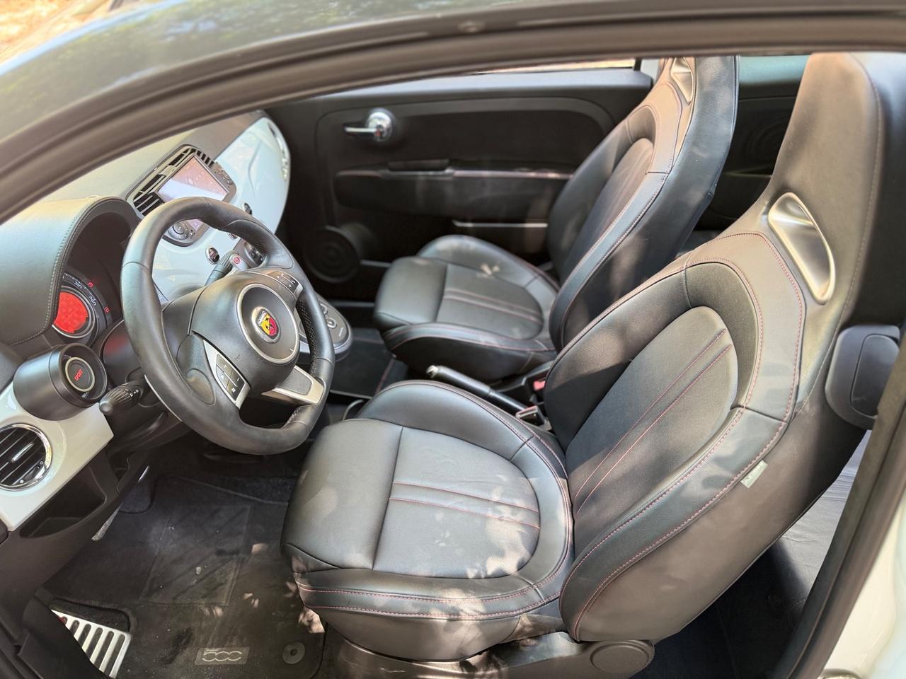 Abarth 500 C 1.4 Turbo T-Jet MTA Bicolore